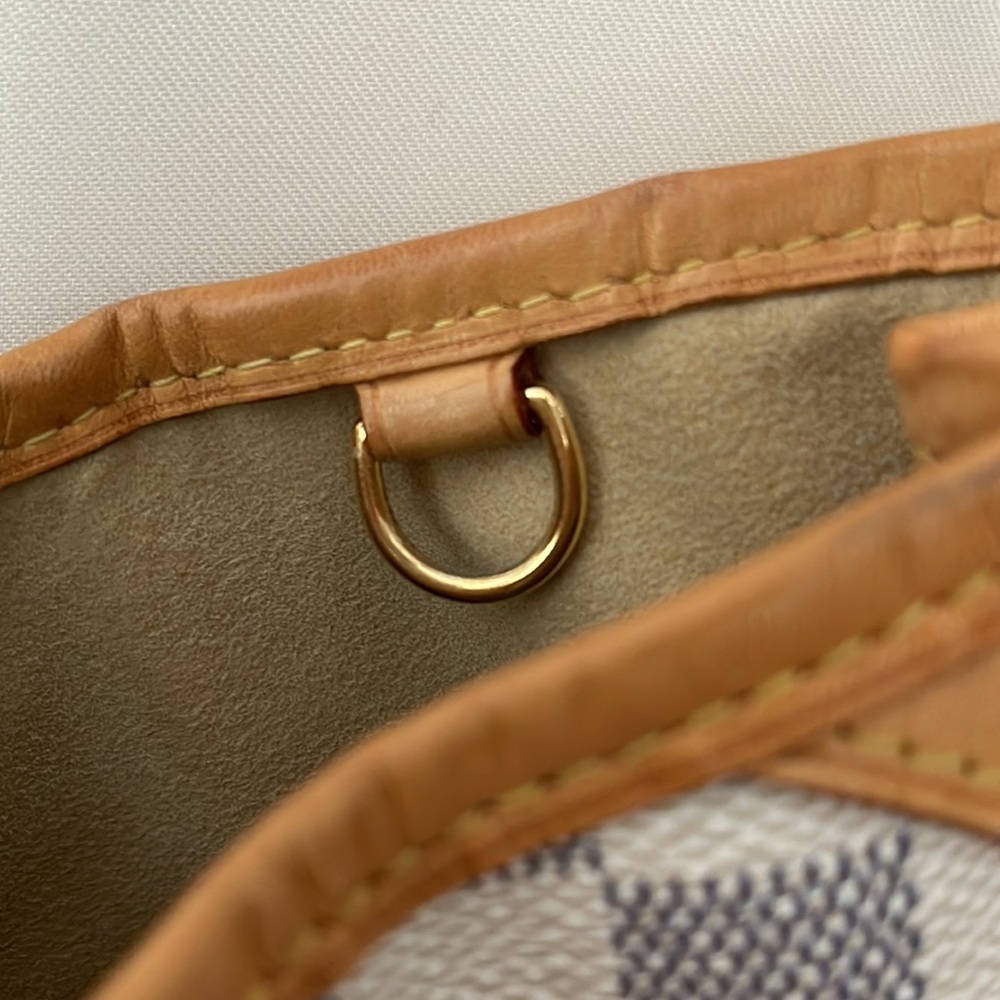 Authentic Louis Vuitton - Picture 6 of 8